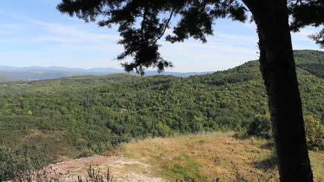 Spain-Salamanca-Sierra-de-Francia-wooded-hills