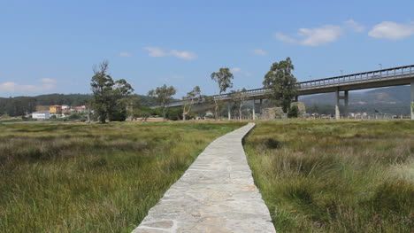 Spanien-Torres-Am-Rio-Ulla-Walkway