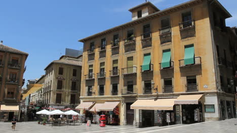 Spain-Granada-plaza