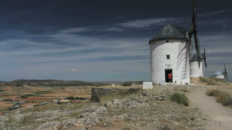 Spanien-La-Mancha-Windmühlen-Bei-Consuegra-9