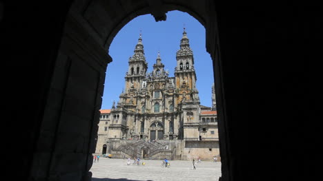 Santiago-Kathedrale-Und-Bogen-5