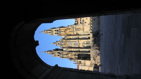 Santiago-Kathedrale-Und-Bogen-Vertikal