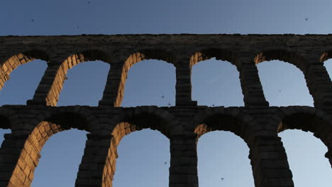 Segovia-aqueduct-evening