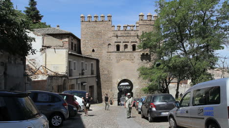 Toledo-Puerta-Del-Sol