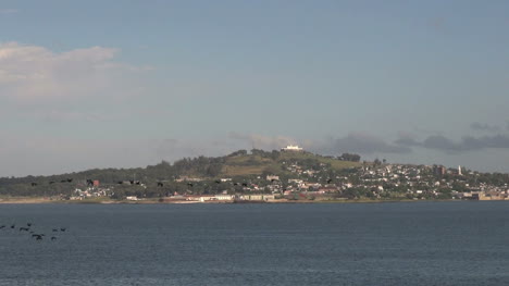 Montevideo-Blick-Auf-Den-Hügel