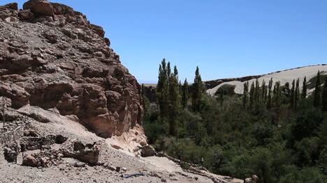 Chile-Atacama-Jere-Tal-Rötlicher-Felsen