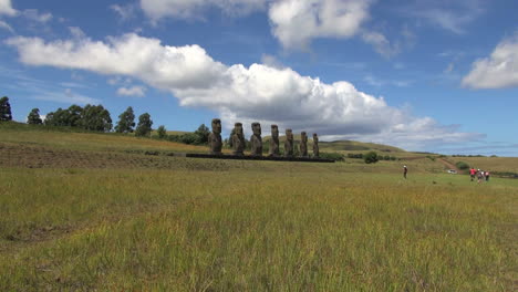 Isla-De-Pascua-Ahu-Akivi-Moai-Fila-Alejar-15a