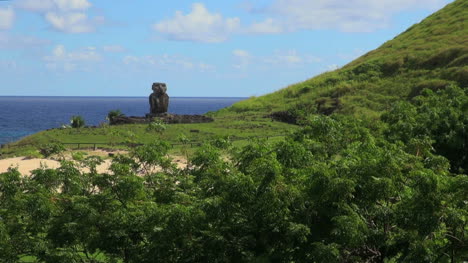Easter-Island-Anakena-flat-top-Ahu-Ature-Huke-foot-of-hill-4a