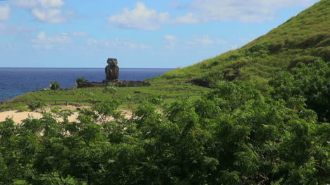 Isla-De-Pascua-Anakena-Cima-Plana-Ahu-Ature-Huke-Pie-De-La-Colina-4a