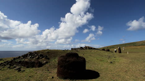 Easter-Island-Vinapu-hat-shaped-object-1