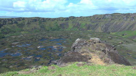 Osterinsel-Rano-Kau-Kraterboden-Von-Aufschluss-2