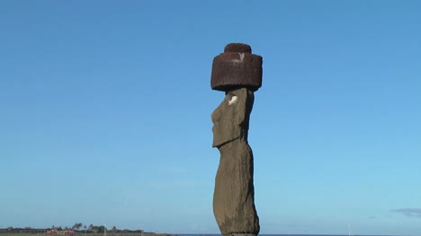 Easter-Island-Ahu-Ko-Te-Riku-platform-and-moai-profile-zoom-in-5a