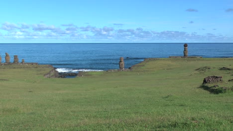 Easter-Island-Ahu-Tahai-against-sea-zoom-out-11