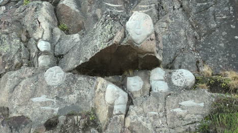 Greenland-Qaqortoq-carvings-1