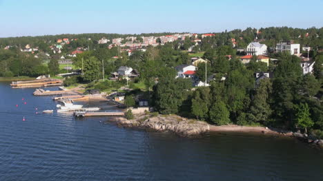 Schweden-Stockholm-Nähert-Sich-Einer-Bewohnten-Insel-S