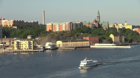 Sweden-Stockholm-boat-passes-1s