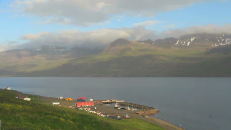 Islandia-Mjoifjordur-Fiordo-Puerto-2