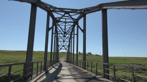 Island-Zerstörte-Brücke