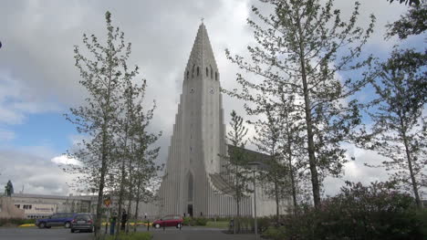 Iceland-Reykjavik-cathedral-3
