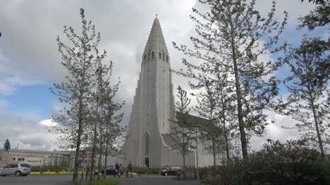 Iceland-Reykjavik-cathedral-4