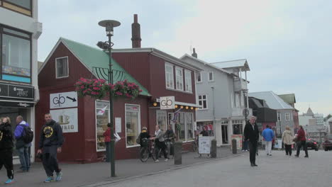 Island-Reykjavik-Straße-Vergrößern