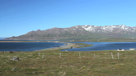 Iceland-Miklavaln-view-of-sand-spit-c