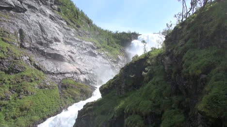 Norwegen-Kjosfossen-Wasserfall-S