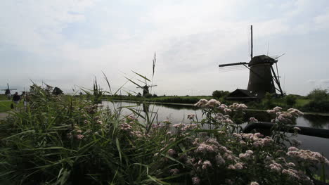 Netherlands-Kinderdijk-windmill-series-on-canal-2