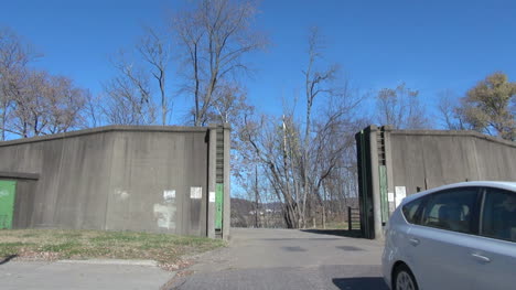 West-Virginia-Huntington-flood-wall