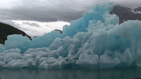 Grönland-Eisfjord-Blauer-Eisberg