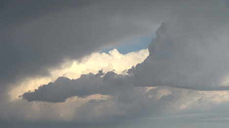 Wolken-Und-Gewitter