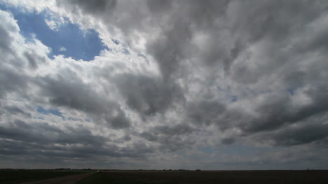 Clouds-over-the-Great-Plains