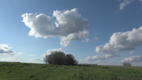 Paisaje-Del-Medio-Oeste-Con-Nubes-Lapso-De-Tiempo-S