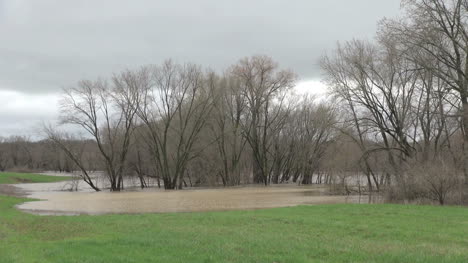 Agua-De-La-Inundación-De-Missouri-S