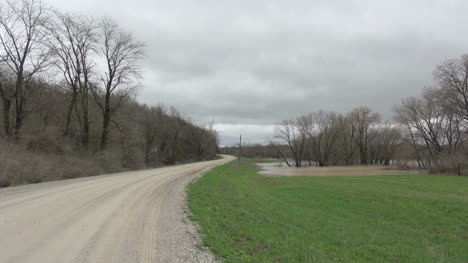 Missouri-country-lane-s