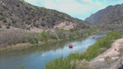 New-Mexico-Rio-Grande-rafts-p