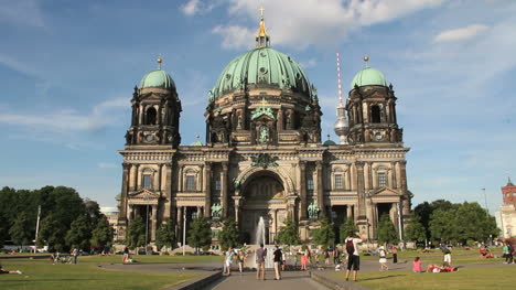 Berlin-Cathedral-facade