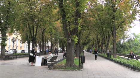 Ucrania-Odessa-Paseo-Sombreado-Cx