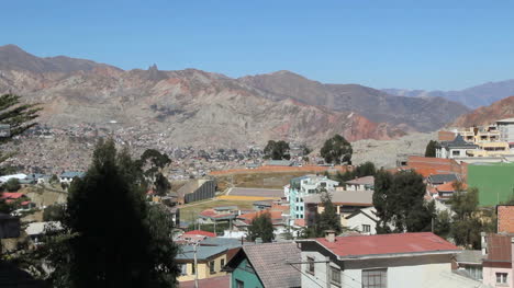 Vista-A-La-Ciudad-De-La-Paz-Con-Casas-1c