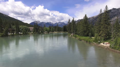 Canadá-Alberta-Banff-Bow-Vista-Al-Río