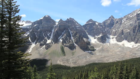 Canadian-Rockies-Banff-Mountains-from-Eiffel-Lake-Trail-c