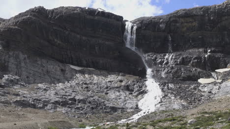 Canada-Icefields-Parkway-Bow-Falls-and-cliffs-s