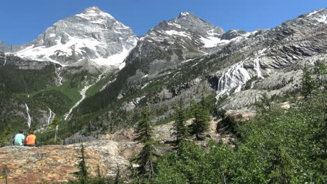 British-Columbia-Gletscher-Np-Mt-Sir-Mcdonald-Mit-Touristen