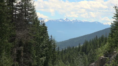 Columbia-Británica-Montañas-Monashee-En-Distancia