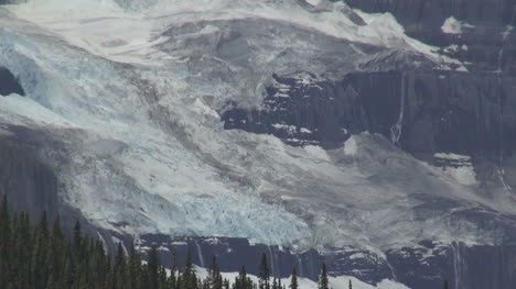 Canadá-Icefields-Parkway-Columbia-Icefield-Vista-Cercana-S