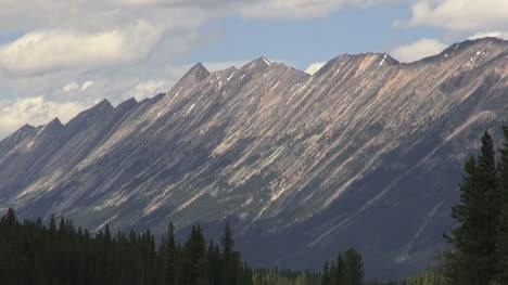 Canadá-Icefields-Parkway-Laderas-Montañosas