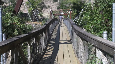 Montana-Große-Fälle-Ryan-Damm-Fußbrücke-Nach-Ryan-Ist-Park-S