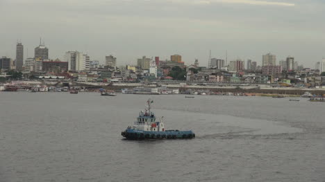 Manaus-Amazon-River-with-tug-s