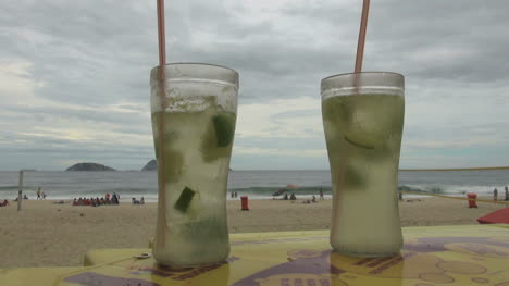 Rio-de-Janeiro-Ipanema-Beach-drinks