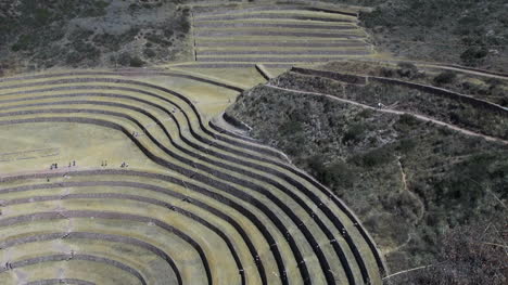 Peru-Moray-Landwirtschaftliche-Terrassen-Muster
